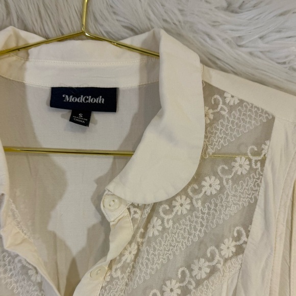 ModCloth Winsome in the Willows Peter Pan collar lace trim top - Picture 3 of 7